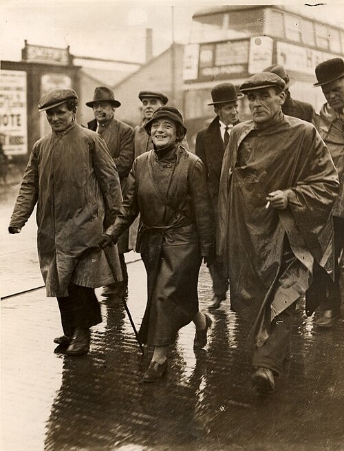 Ellen Wilkinson marching with the Jarrow Marchers in Cricklewood, London.