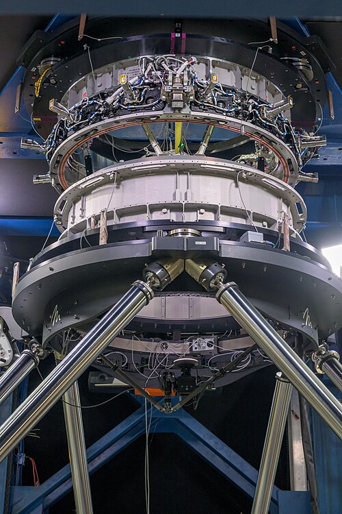 Testing of the Starship HLS docking system mechanism.
